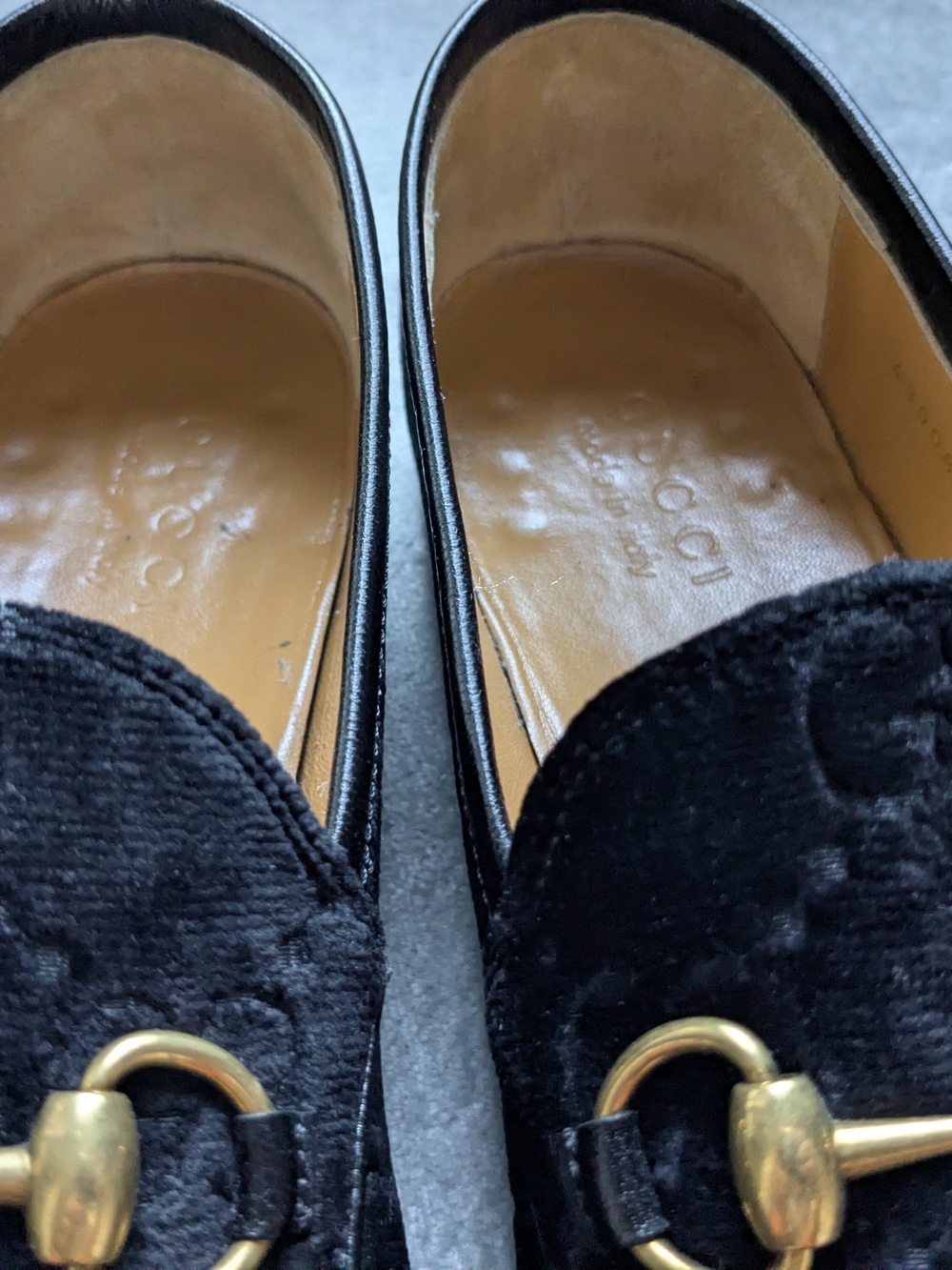 Black Velvet Horsebit Loafers - Luxury Men's Dress Shoes Gucci 10 US Monogram - Picture 2 of 16